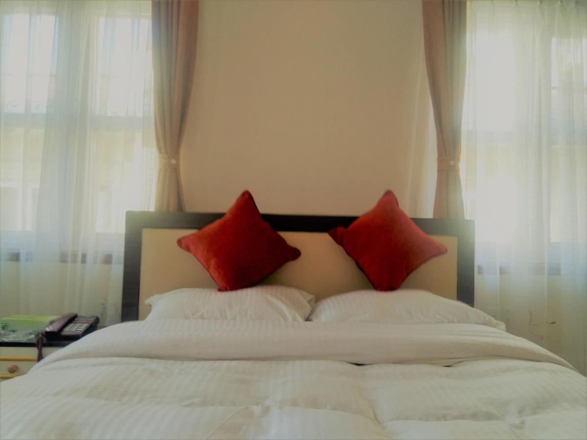 Hidden Leaf Bed & Breakfast Lalitpur Extérieur photo